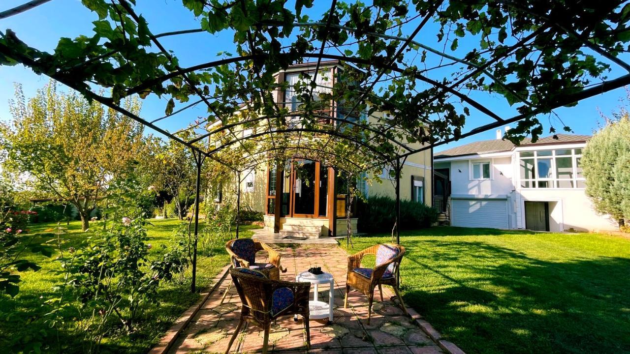 Bizim Ev Villa Сапанджа Екстериор снимка